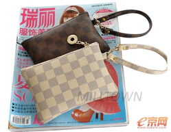 ▆▆◣每周更新 現(xiàn)貨 春季運(yùn)動套裝 打底褲 空調(diào)披巾 連褲襪 女鞋缺碼大清貨 包包 衣服 日用品 20元以上